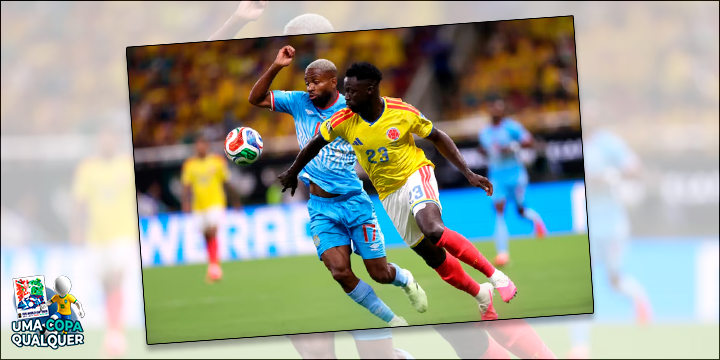 Sanchez disputa a bola com Bakambu na vitória da Colômbia - Foto: Getty Images